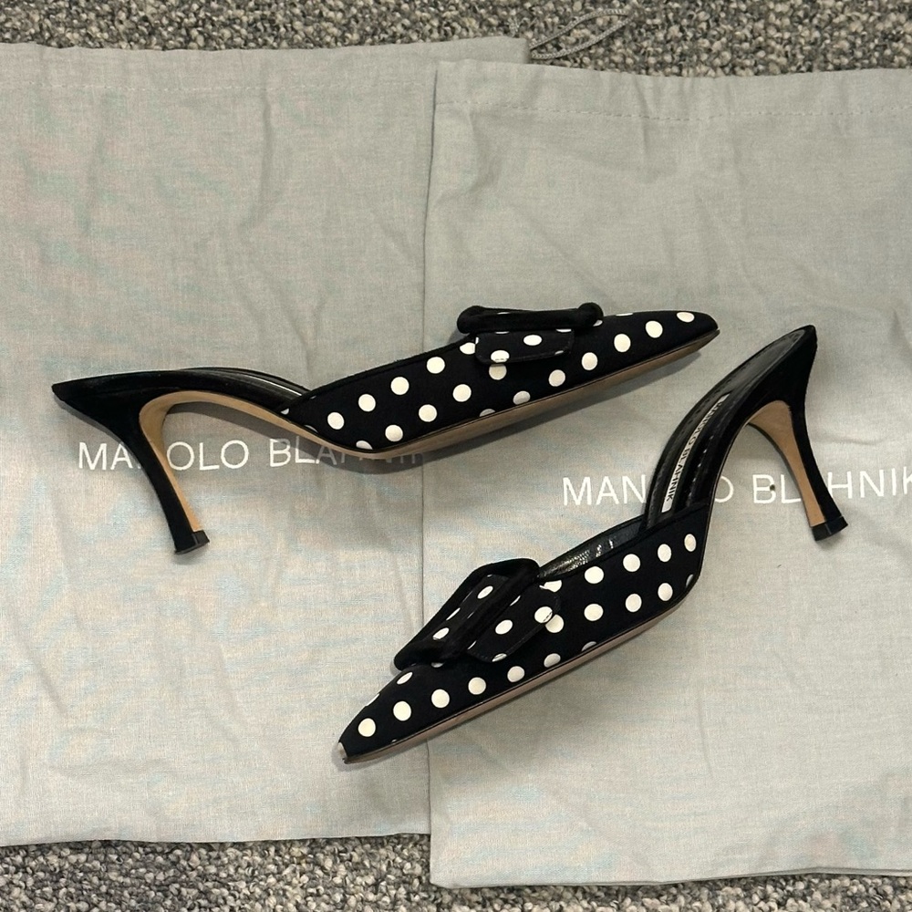 Manolo Blahnik mules - Picture 2 of 5